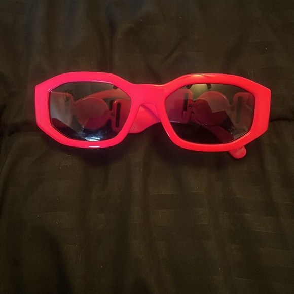 Versace sunglasses authentic - Picture 3 of 6